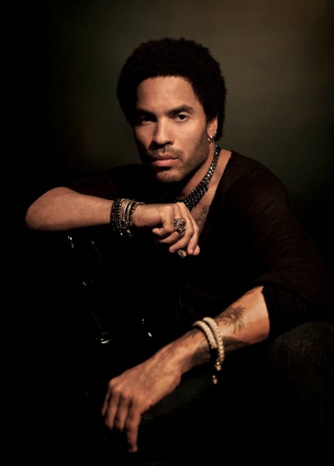 بالصور: Lenny Kravitz وعشيقات جميلات من كل قارات العالم