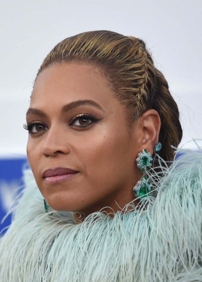 Lorraine Schwartz Jewelry - Beyonce Knowles