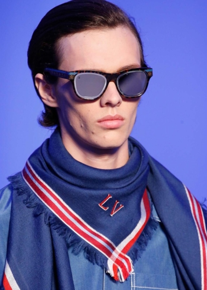 من مجموعة سانت لوران لربيع 2016