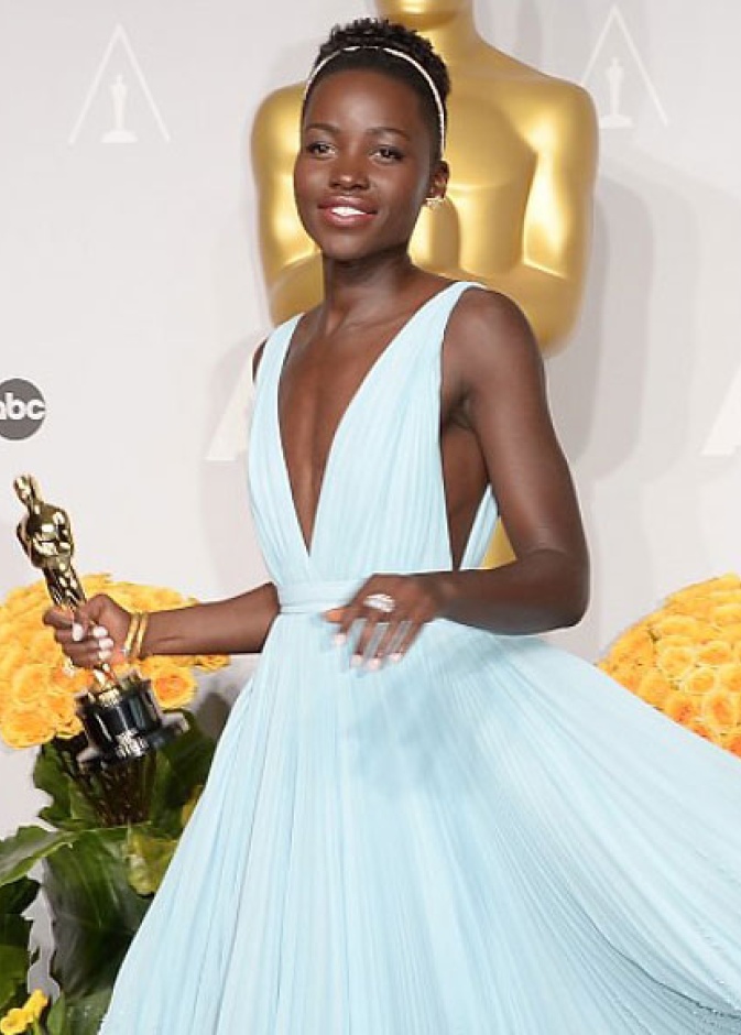 إليسا في مهرجانات الأرز