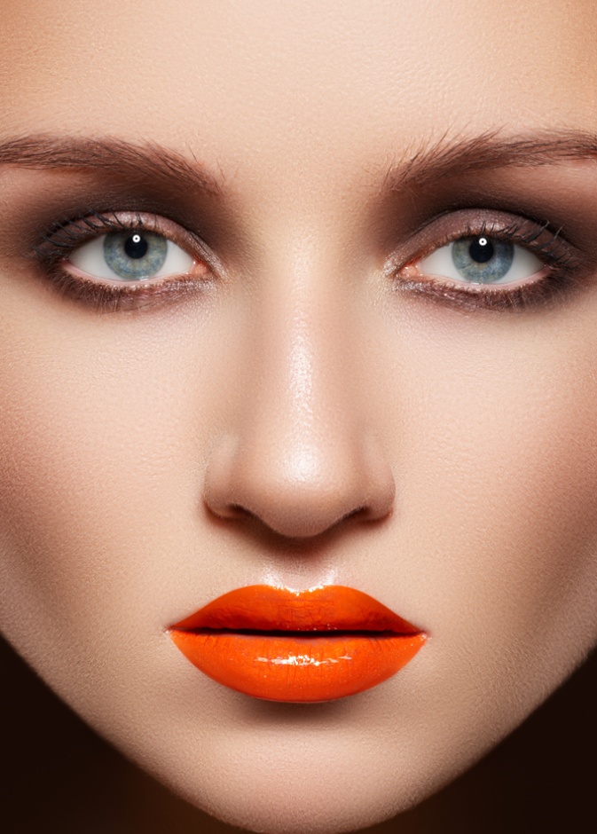 استقبلي الربيع بشفاه برتقالية