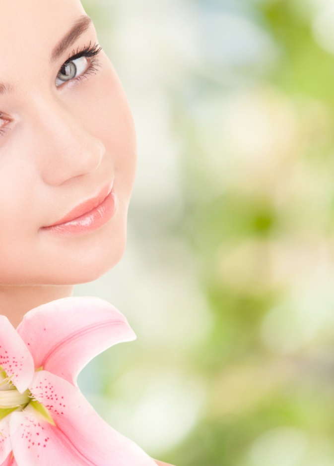 خطوات لوقاية بشرتك من اللمعان