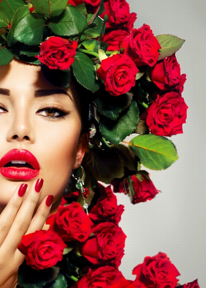 جمالك بالأحمر يعبّر عن الحب