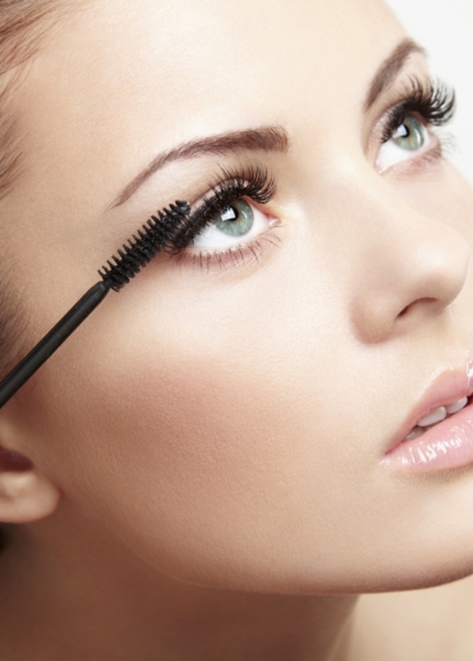 لرموشك الكثيفة... طلّة وحنين