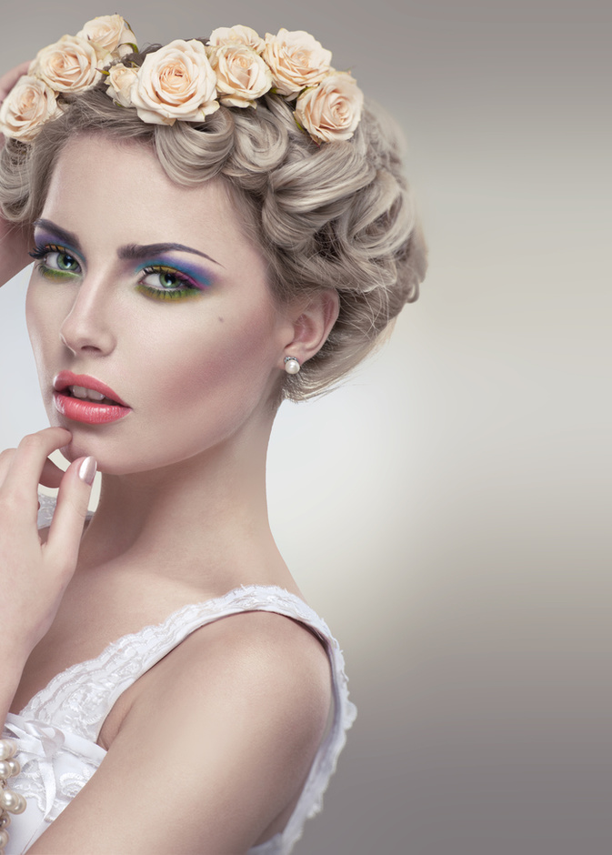 الحمرة البارزة تعود الى زفافك هذا الربيع