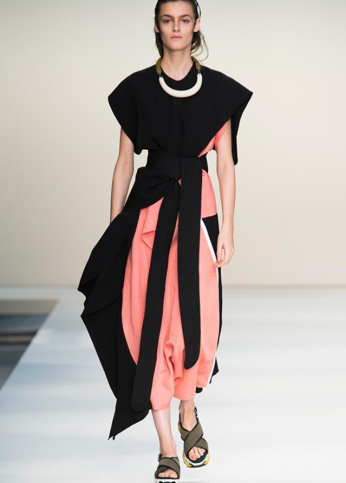 Marni .. جوانب متعددة وإبداع واحد