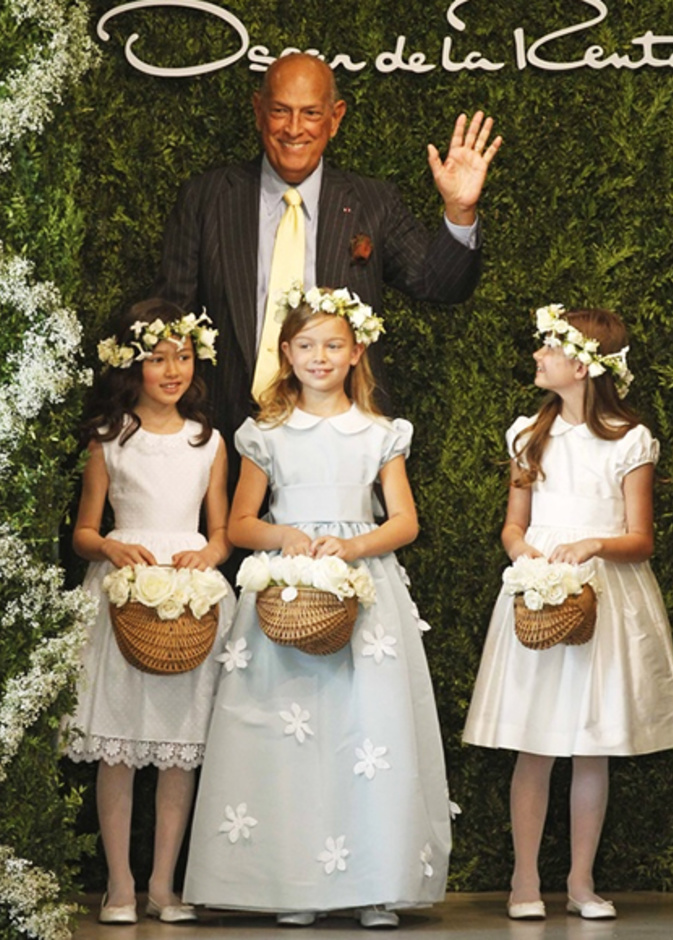 أزياء  "فتيات الأعراس" بتوقيع   Oscar de La Renta