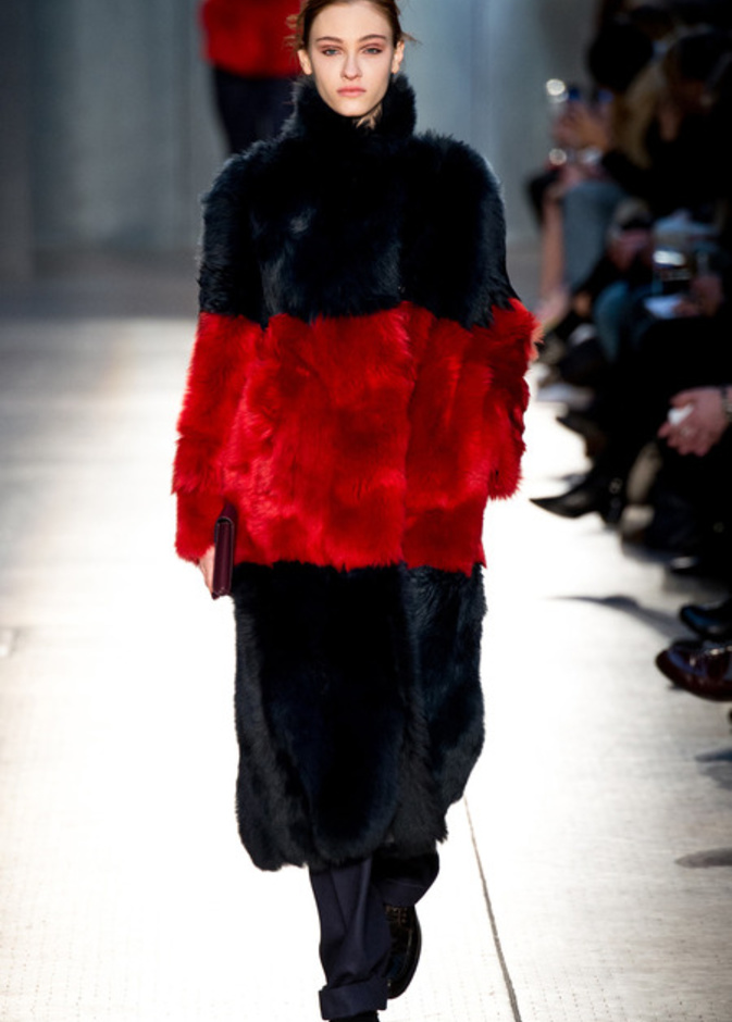  Paul Smithصيحة الفرو من