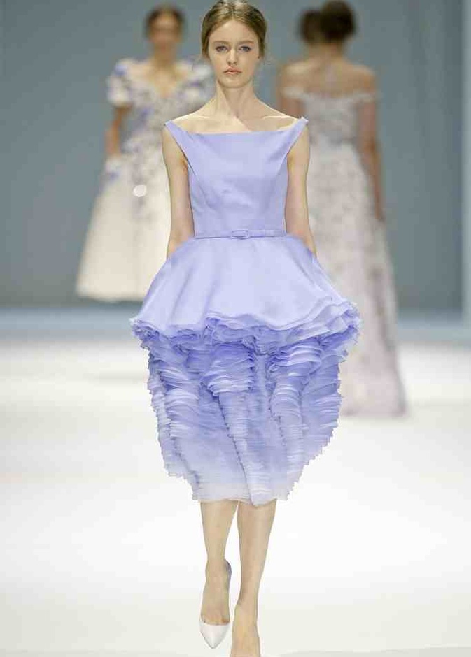 أناقة الخمسينيات تعود مع Ralph & Russo