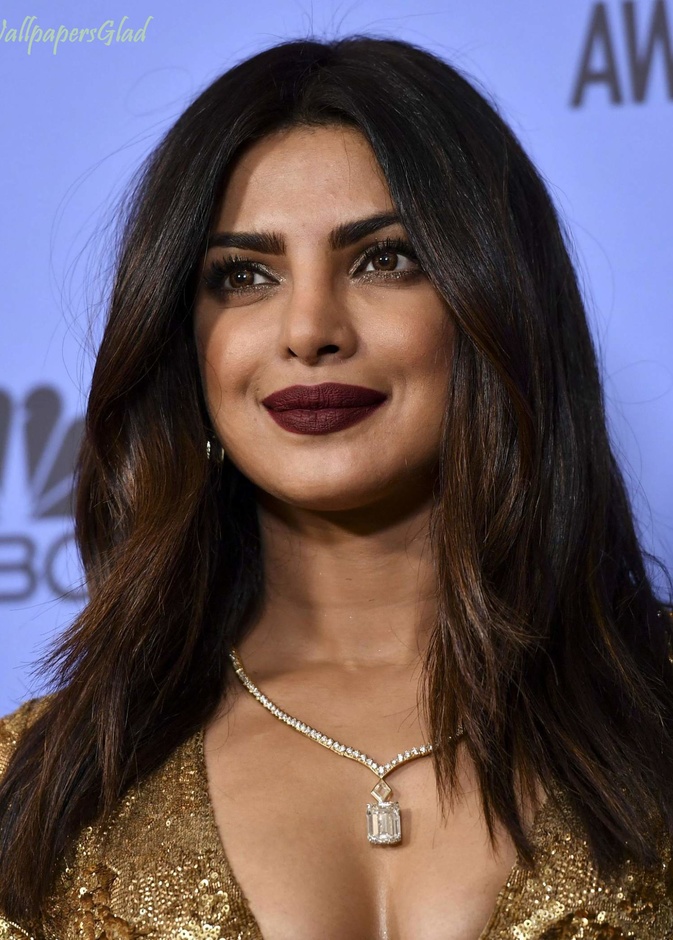 Ralph Lauren كان خيرا بريانكا في غولدن غلوب