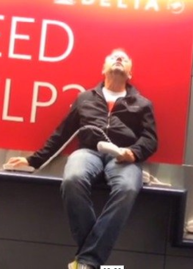 بالفيديو: سيلين ديون تدعو صاحب فيديو ساخر لاستخدام حمّامها! 