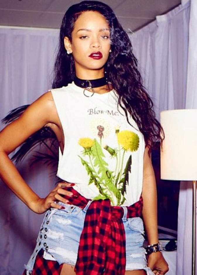 ريهانا تطرح منزل باليسيدز للبيع