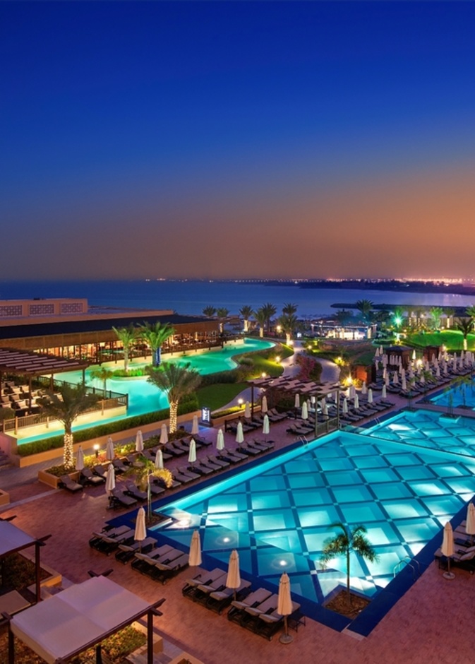 Rixos Bab Al Bahr  المشهد المطل على بركة السباحة