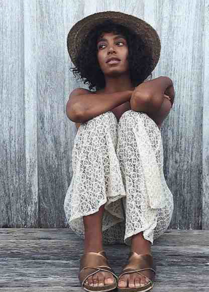 بالصور: سولانج تشارك جمهورها أجمل شهر عسل فى العالم