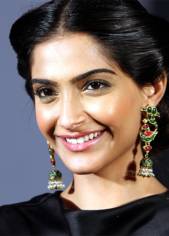 سونام كابور 