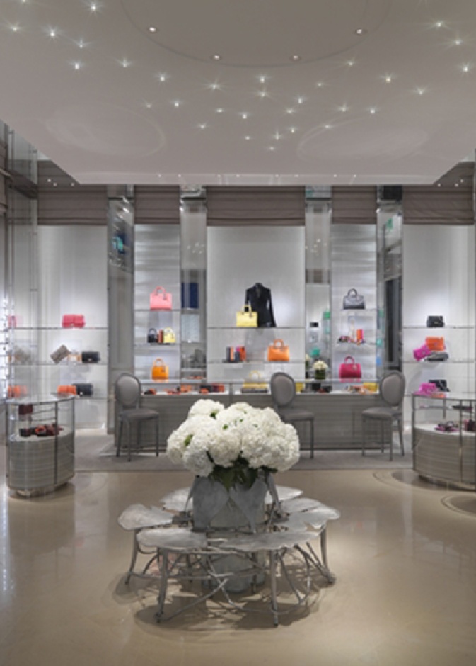 متجر جديد لدار أزياء "ديور" Dior في أبو ظبي