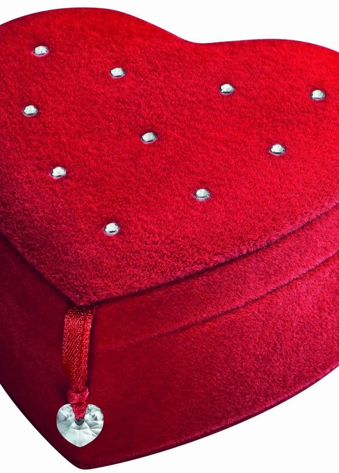 هي تعشق... الهدايا المتألقة