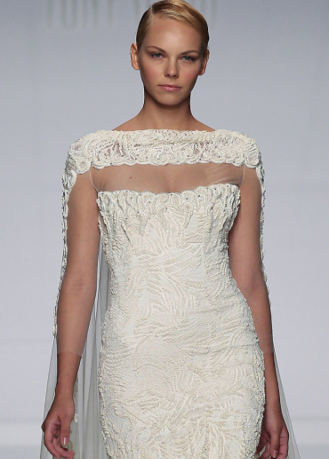 فستان زفاف ملوكي بتوقيع طوني ورد 