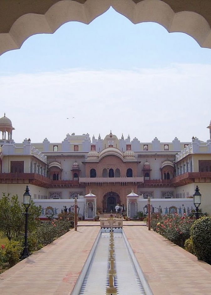 Tour India's Grandest Palaces 
