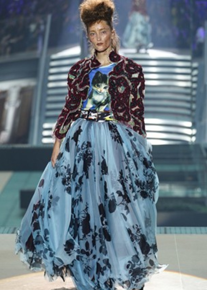 مجموعة Vivienne Westwood لإمرأة مقاتلة جريئة 