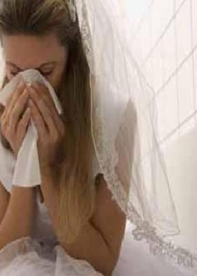 عريس سعودي يطلق عروسته ليلة الزفاف.. لماذا؟