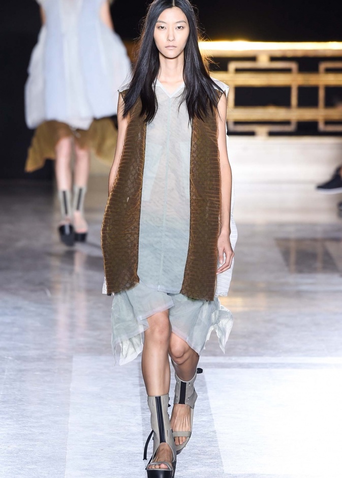 Rick Owens: مجموعة منتفضة على الواقع