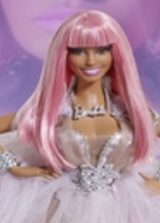 Nicki Minaj و Barbie تتألقان بتصميم المصممة إيلا زحلان
