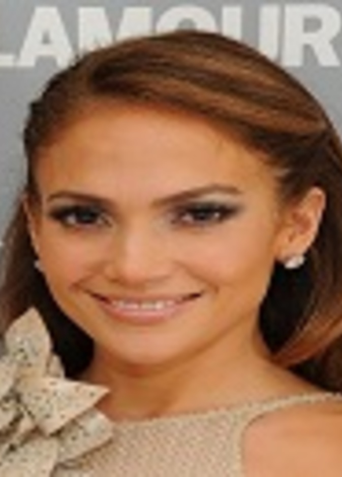 جنيفر لوبيز بمجوهرات  هاري وينستون  