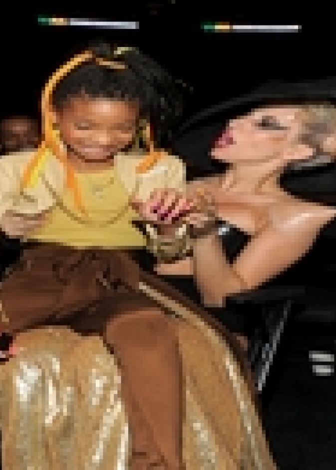 ليدي غاغا تفكر بإنشاء مؤسسة لمساعدة الأيتام