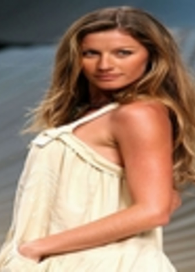 جيزيل بوندشن تخطو نحو مليارها الأول 