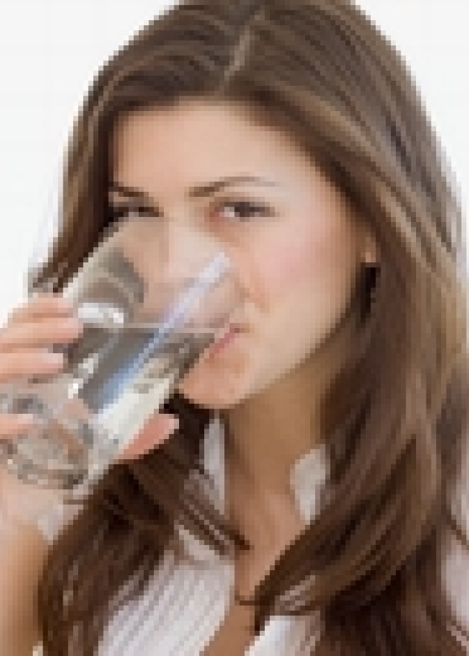 دراسة أمريكية تؤكد الماء يفقد الوزن وليست مشروبات الدايت