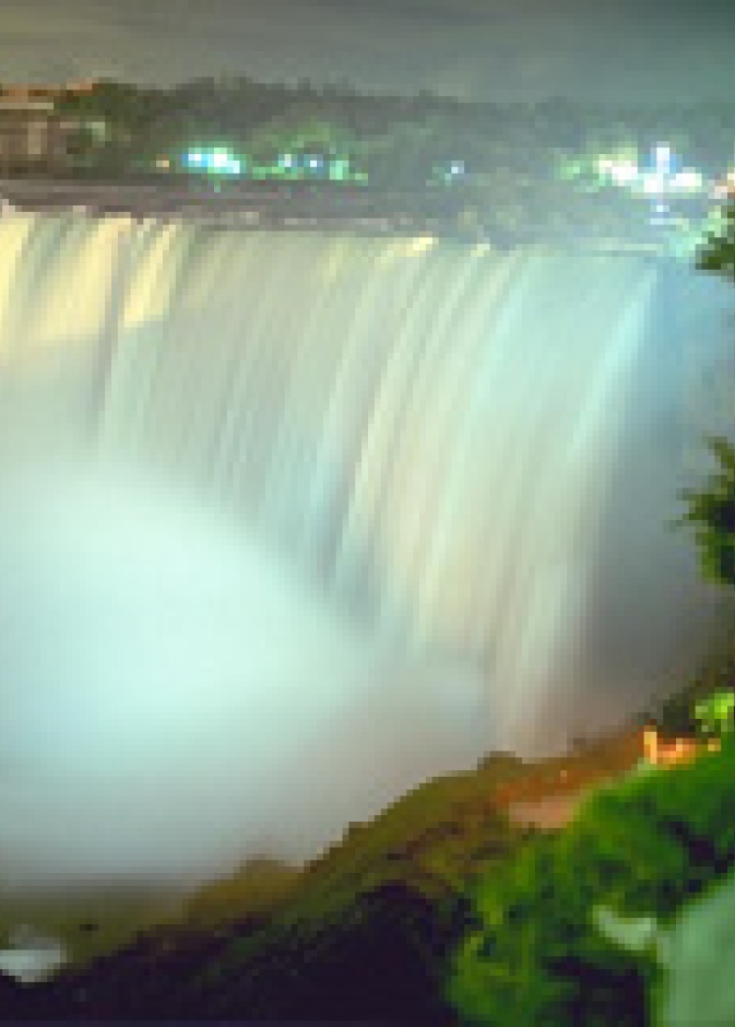 شلالات نياغارا... أعجوبة الطبيعة في القارة الأميركية