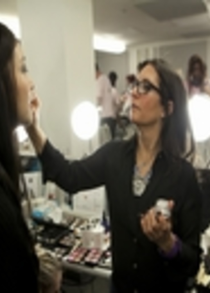 ماكياج بوبي براون من وحي الطبيعة