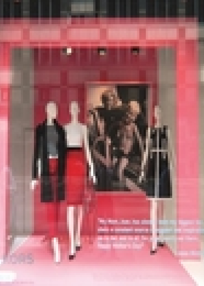 Bloomingdale’s  يحتفل بعيد الأم على طريقته