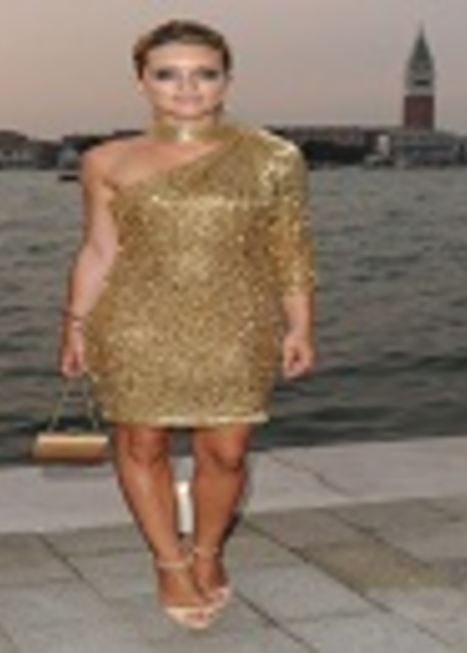 كارولينا كريسونتيني تتألق بخاتم   Bulgari 