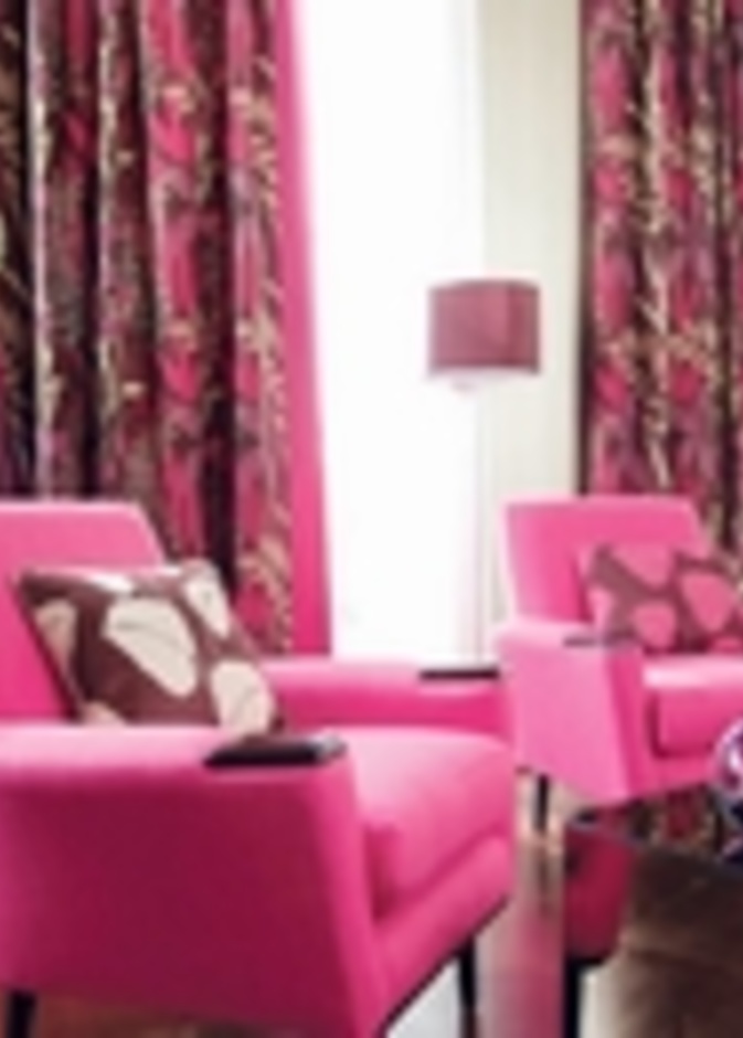 الستائر صلة ربط جميلة في أركان المنزل