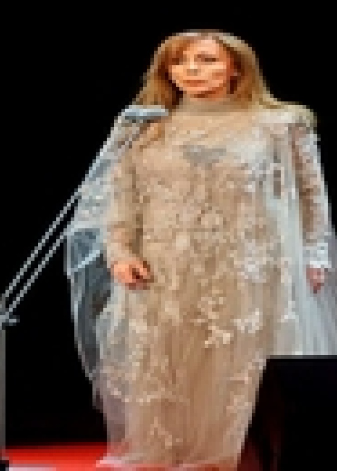 أخيرا جارة القمر في 4 حفلات متوالية