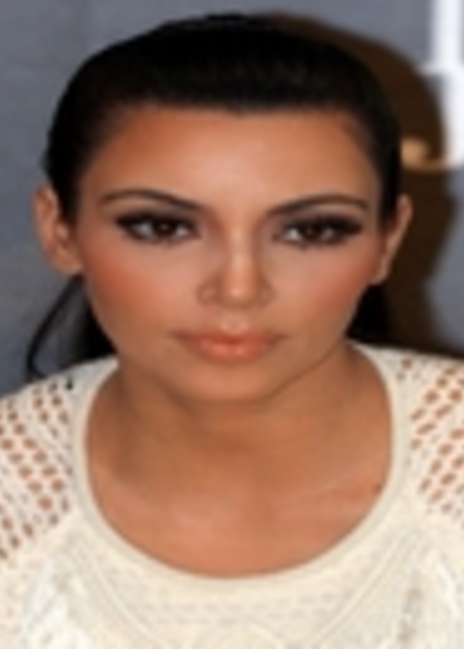 الأمومة أحد أسباب طلاق كيم كرديشيان