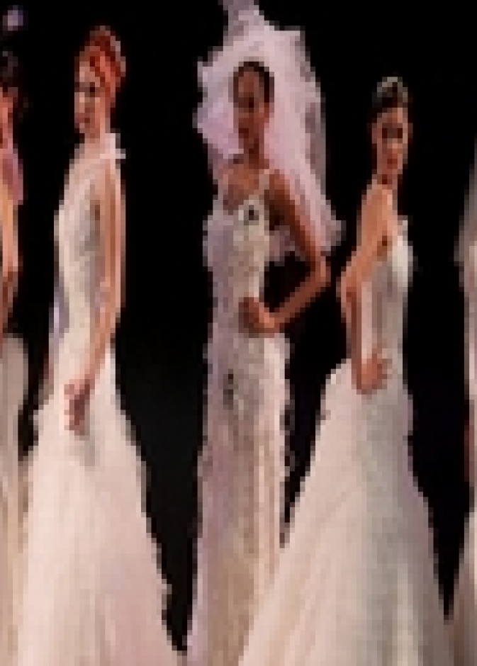 أشهر الماركات العالمية تتألق في معرض باريس لحفلات الزواج والارتباط