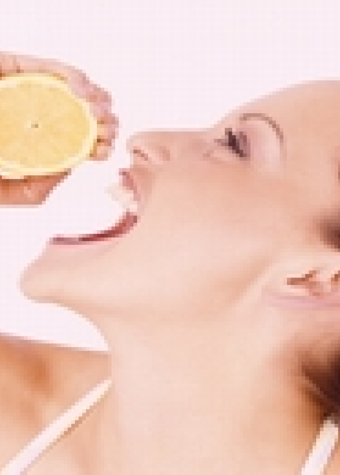 عصير الليمون يساعد على فقدان الوزن