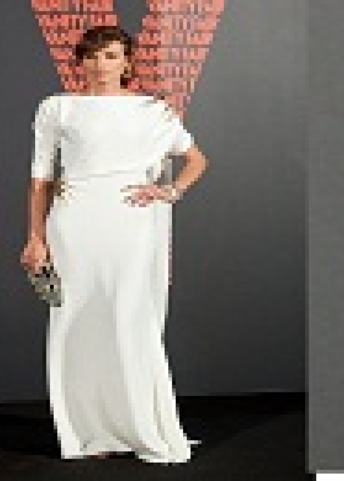 نيفيس الفاريز بسوار من " Bulgari"