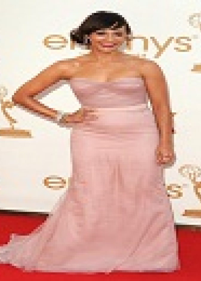 نجمات حفل "آيمي" يتزينّ بمجوهرات Van Cleef &amp; Arpels