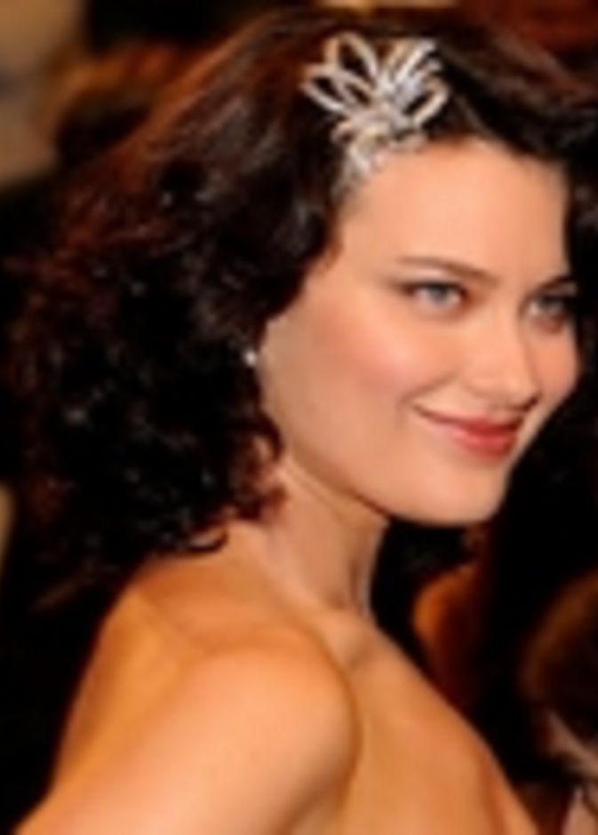 أحب أن أكون جميلة مثل Shalom Harlow