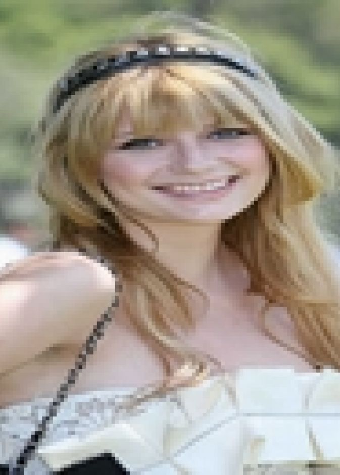 تعرفي على إكسسوارات الشعر لفصل الصيف
