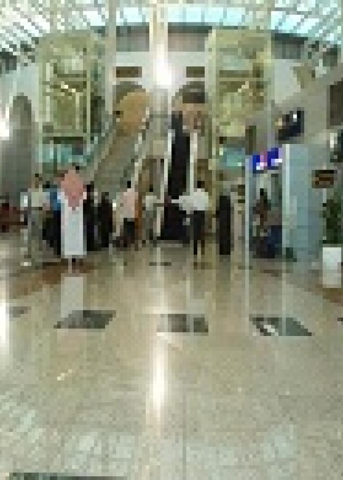 3,3 مليون مسافر عبر مطار الشارقة في العام الجاري 