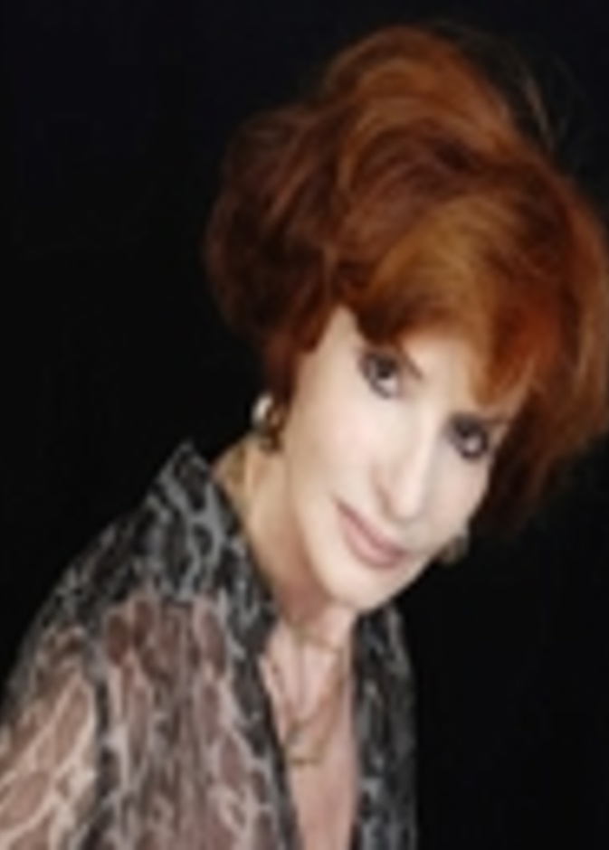 جائزة غونكور الشعر للبنانية فينوس خوري 