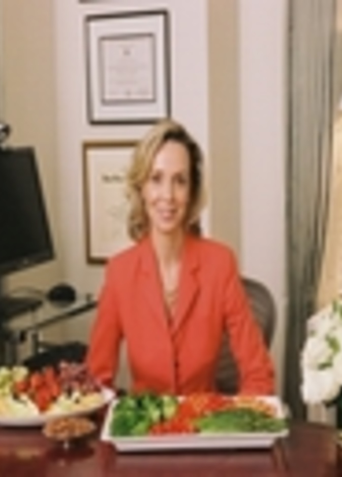 خبيرة تغذية أمريكية تكشف لك سر رشاقة الأثرياء