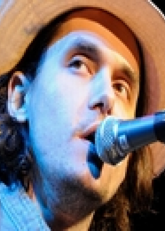 عارض صحي يؤجل حفلات جون ماير