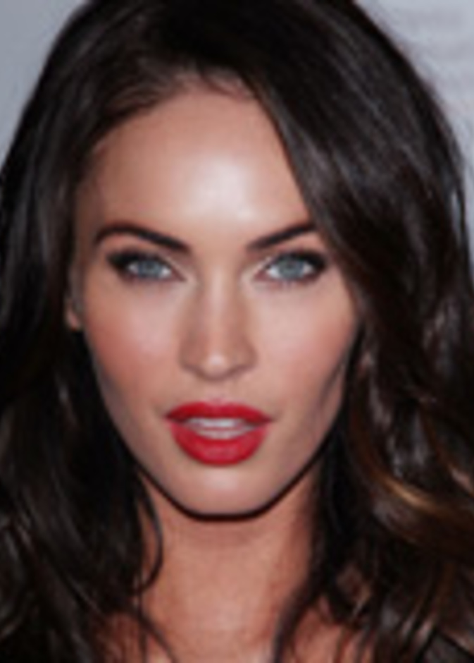 أحب أن أكون جميلة مثل Megan Fox