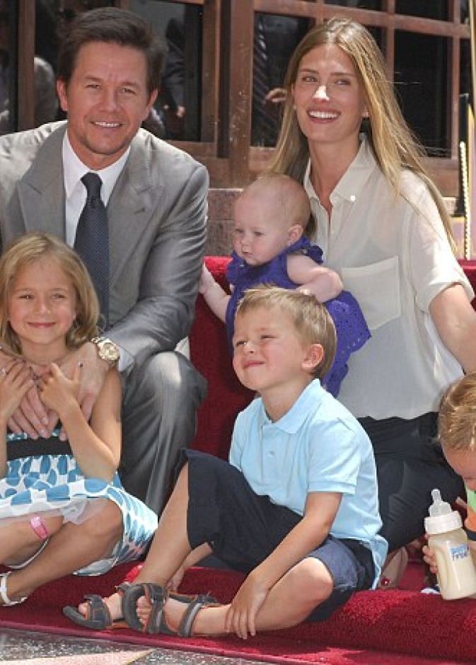 مارك والبيرغ يبيع فيلا بيفرلي هيلز